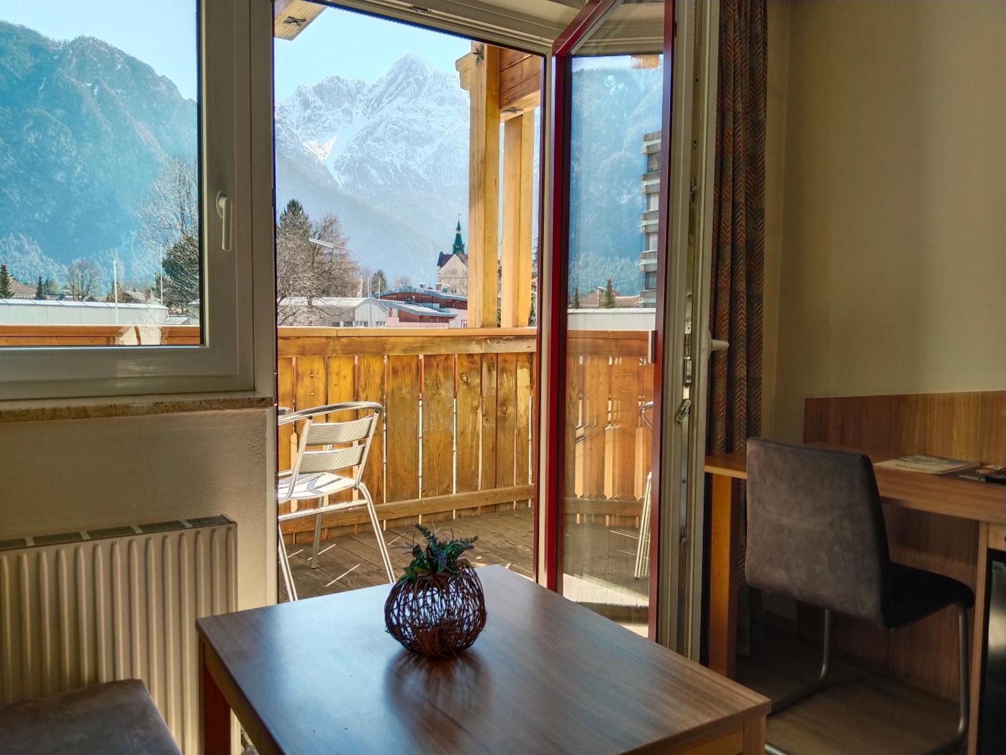 Dolomitenhotel Lienz Eksteriør billede